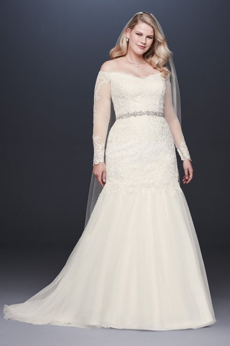 Long Sleeve Pleated Lace Applique Wedding Dress